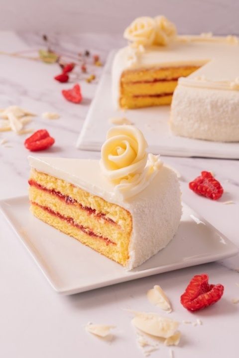 przykładowe zastosowanie - KREM DO SMAROWANIA mleczny o smaku białej czekoladydo ganasze CARAVELLA EASY bianca